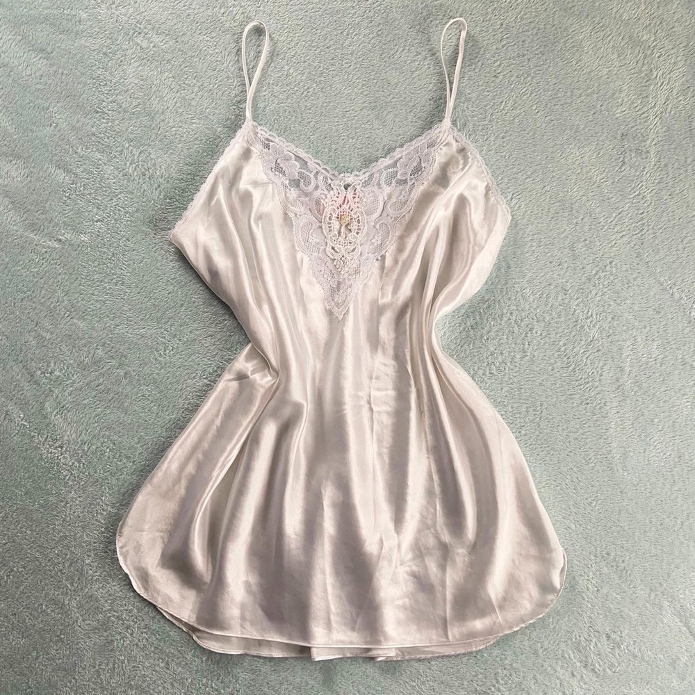 Just for Women VTG White Slip